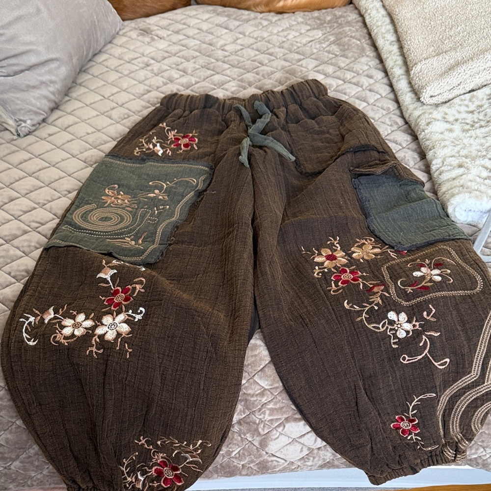 POL Brown Boho style pants Never worn & oh so cute!